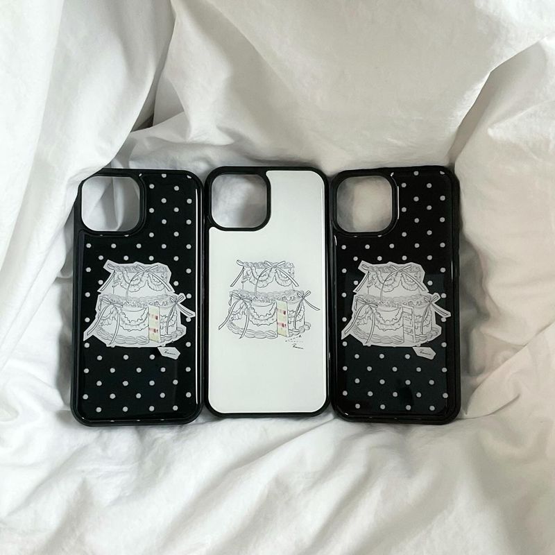 Fake cake case (Dot v. color cake)