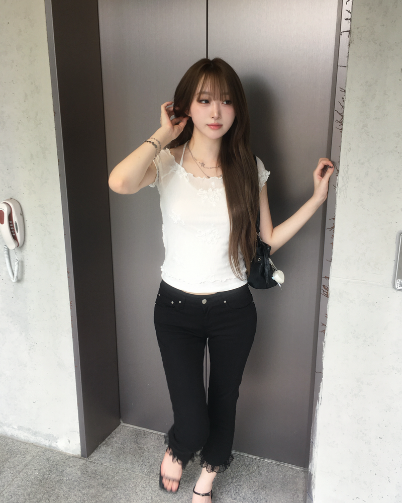 Flower layered T