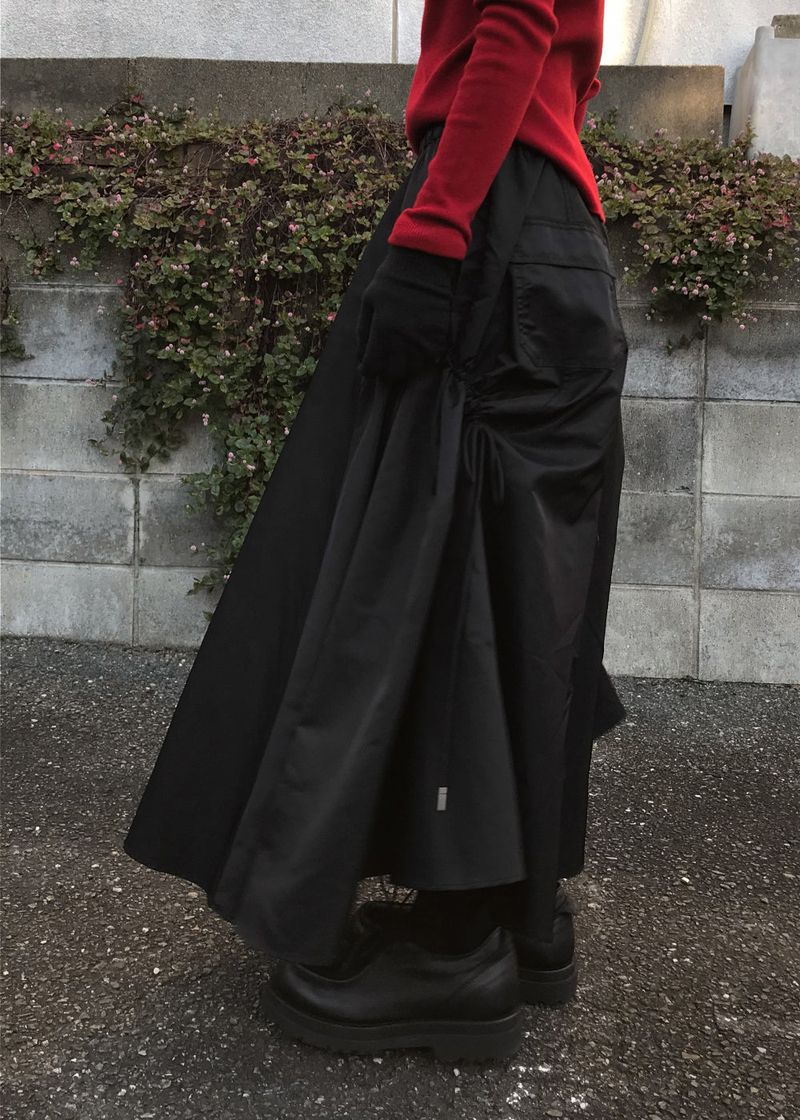  SHIRRING BACK POCKET SKIRT