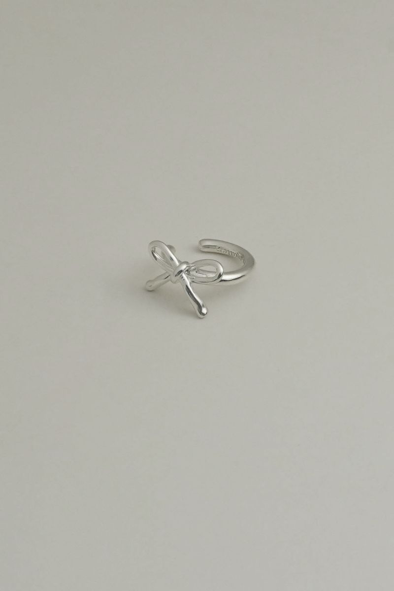 Teeny Ribbon earcuff (Silver / Select Side) 
