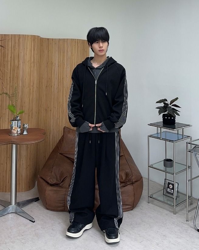Ropel Stitch Track Hood Zip-Up