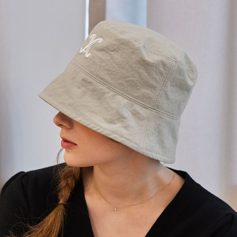 VA Curved 3D Logo Drop Bucket Hat / Beige