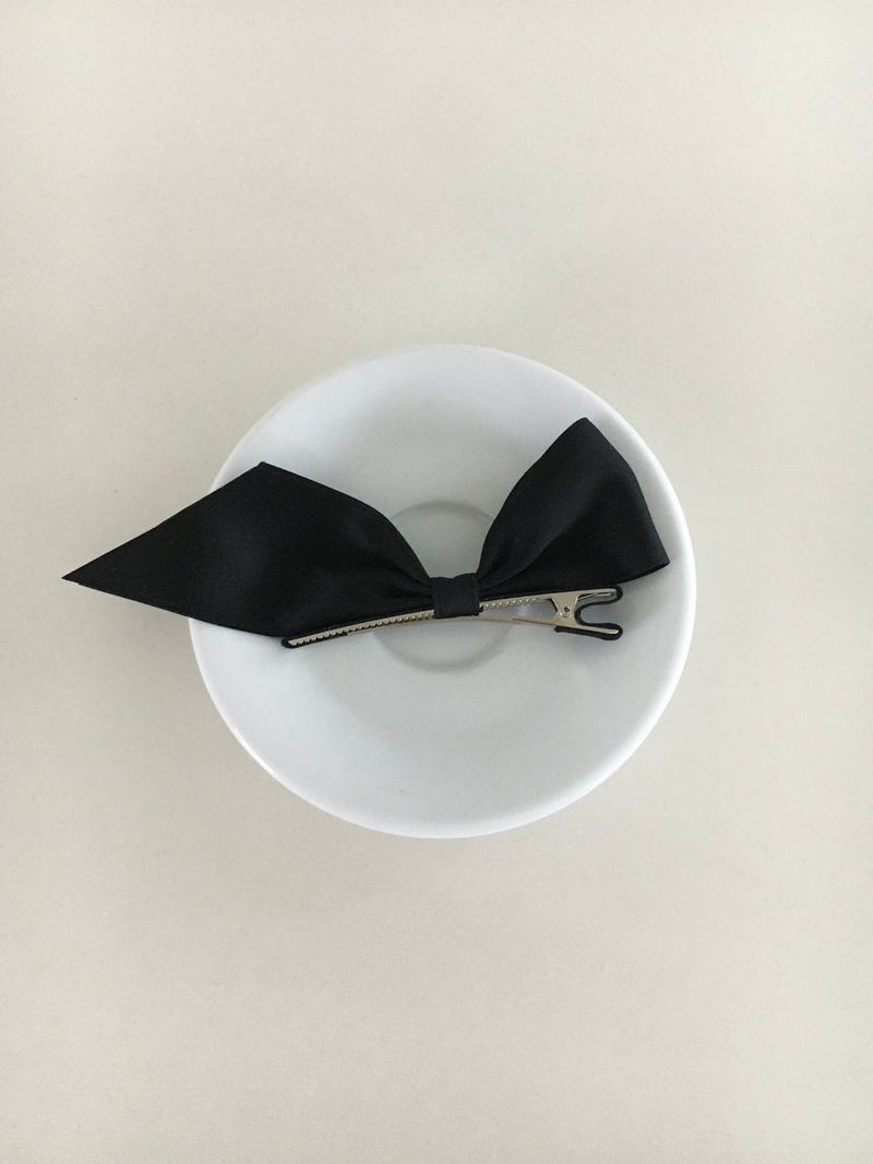 Orb(オーアルビー)の「Ribbon clip pin (2 SET)(Hair Accessories)」