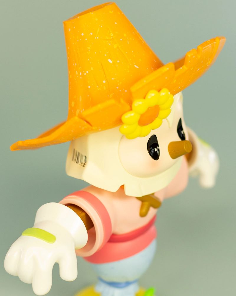 MEEGO-Scarecrow