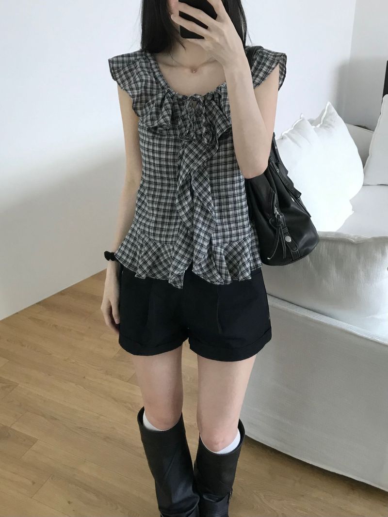 Checked frill blouse (2 colors)