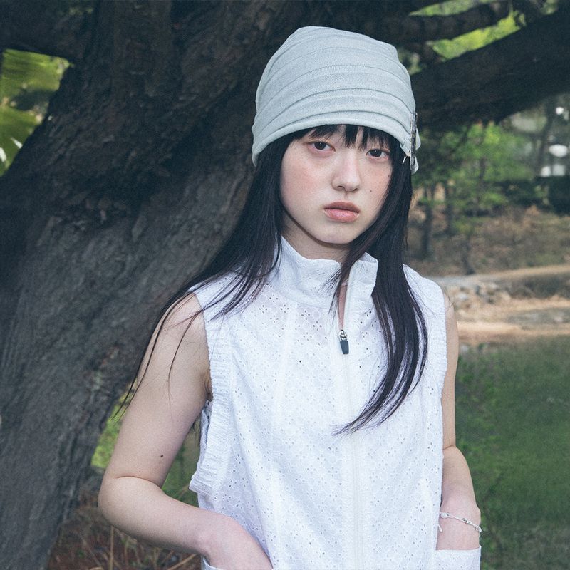 TUOMIO（トゥオミオ）の「OVERSIZED GLITTER BEANIE [IVORY]（Hats）」
