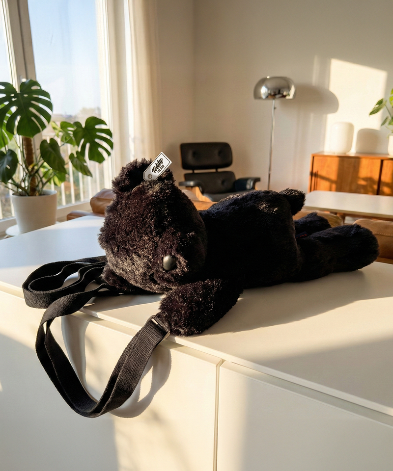 TEDDY ISLAND（テディアイランド）の「サイド テディベア バックパック [BLACK]（バッグ）」