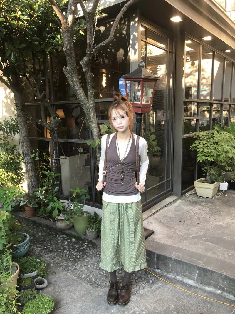 oso dot frill skirt