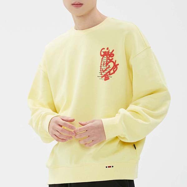 ROMANTIC CROWN(ロマンティッククラウン)の「GIVE LOVE SWEAT SHIRT_LIGHT YELLOW(Tops)」