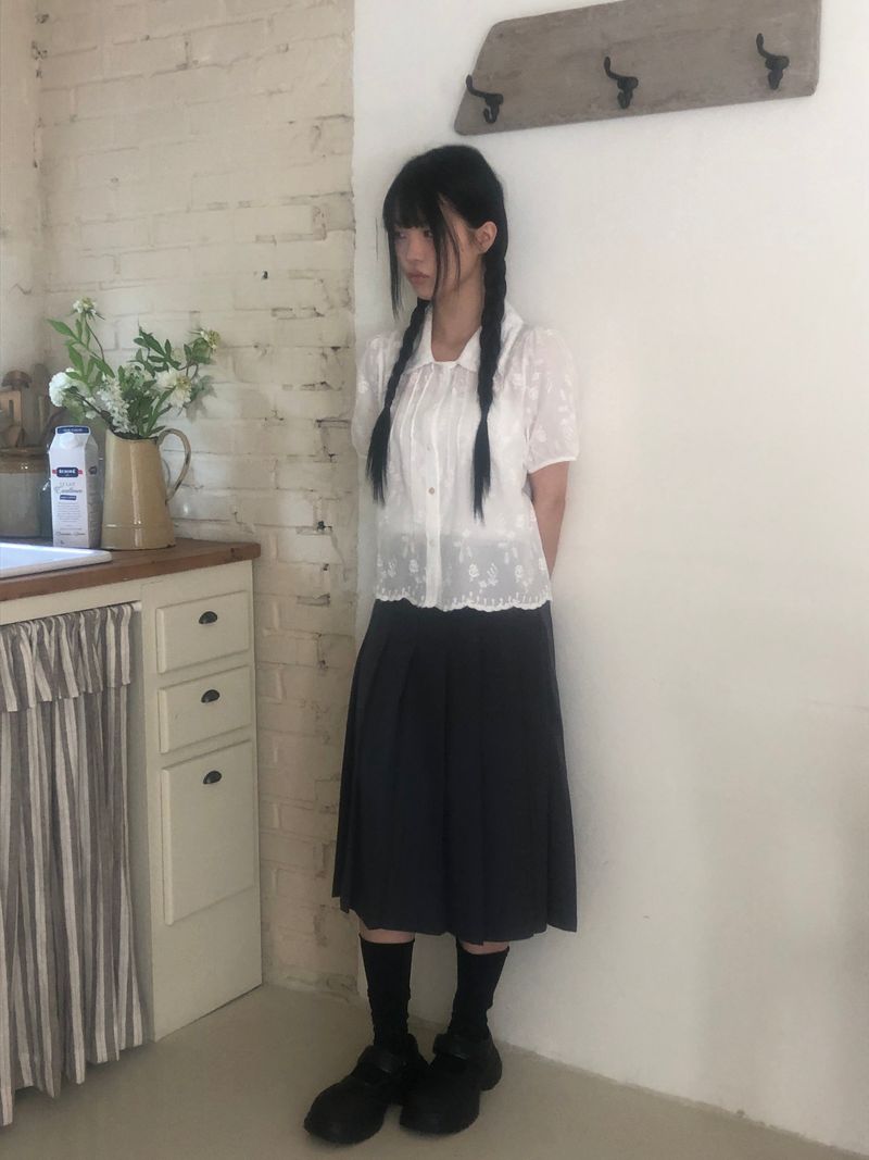 Newen Pleated Midi Skirt