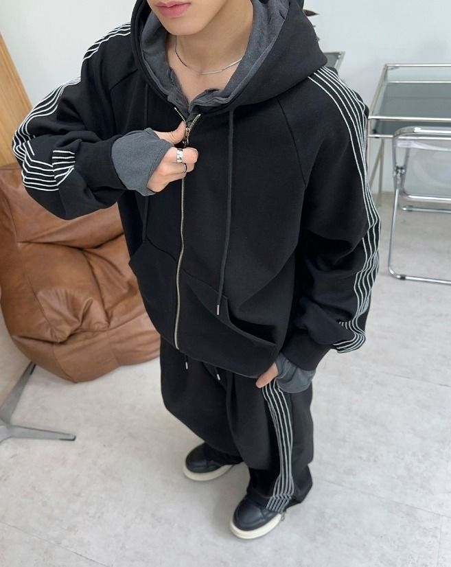 Ropel Stitch Track Wide Pants