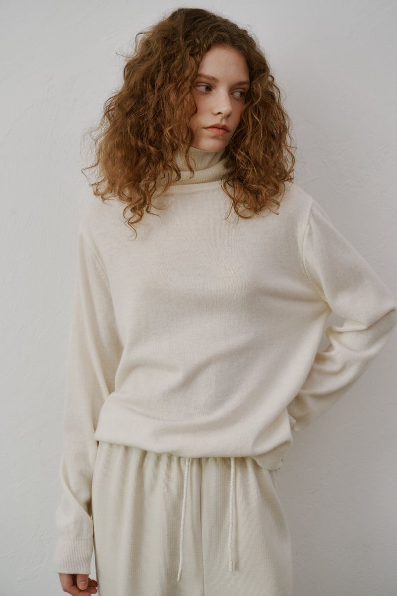 Corduroy boots cut pants (Ivory)