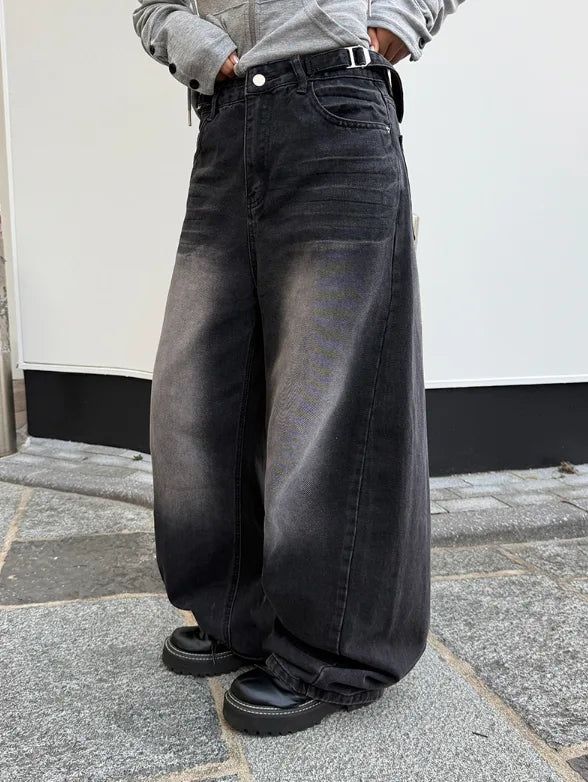 anyonemore（エニーワンモアー）の「セノカーブアジャストウォッシングデニムワイドパンツ（パンツ）」
