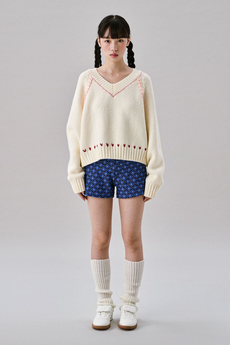 Heart Needle V-neck Knit [Ivory]