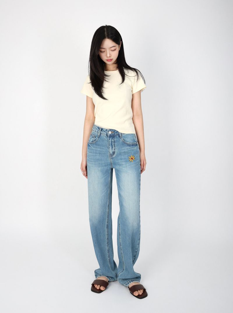 FLOWER EMBROIDERED STRAIGHT DENIM code 26215