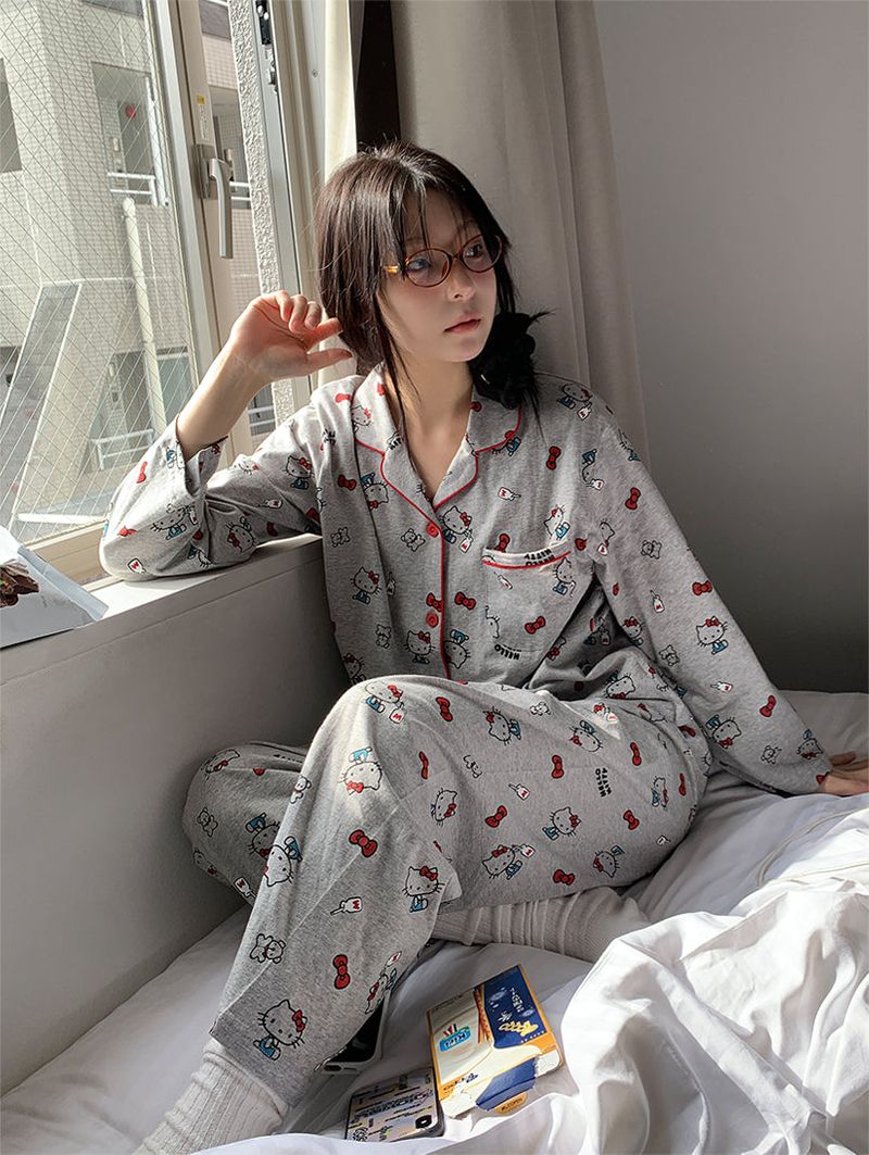 [SANRIO] HELLO KITTY PAJAMAS