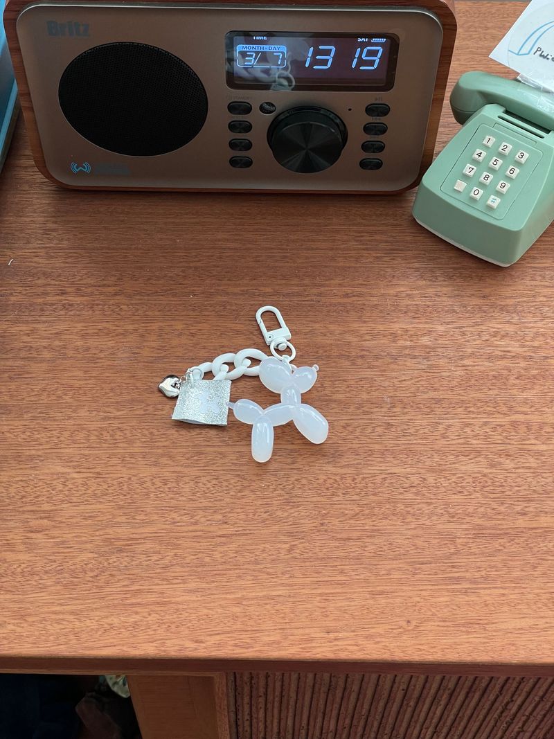 TWINKY KEYRING (WHITE)