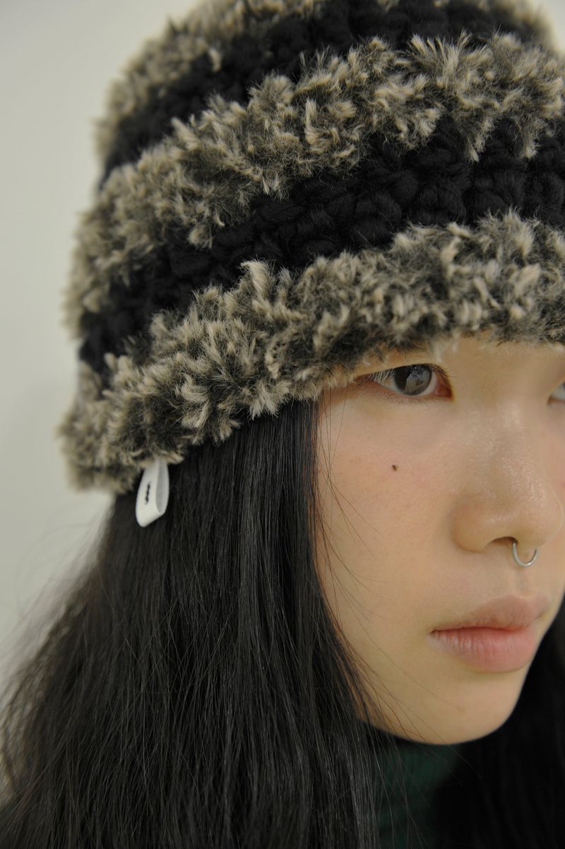 STRIPE FUR BEANIE