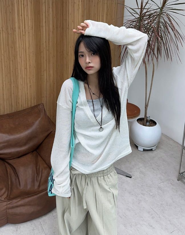 SATIIIZ（サティーズ）の「Toru Summer Deep V-Neck T-Shirt（Tops）」