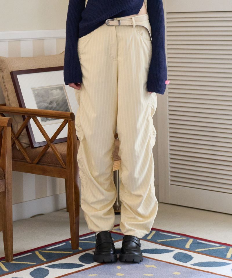 MADPINK（マッドピンク）の「SHIRRING LONG PANTS CREAM（Pants）」
