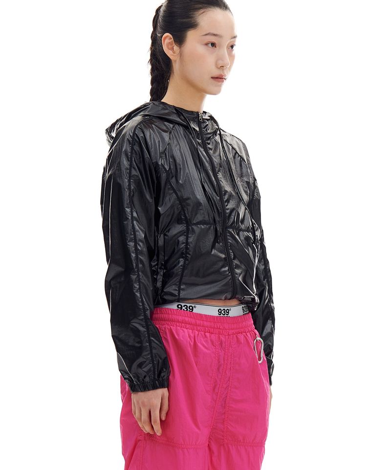 SHEER PACKABLE CROP WINDBREAKER (BLACK)