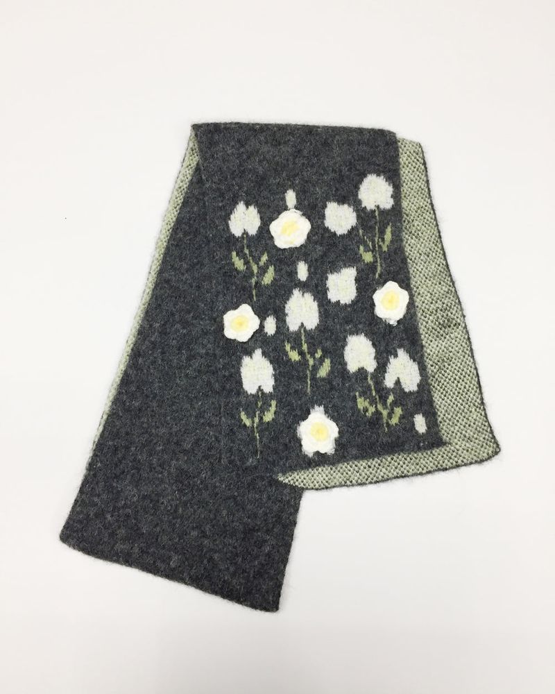 Daisy Wool Touch Muffler (2color)