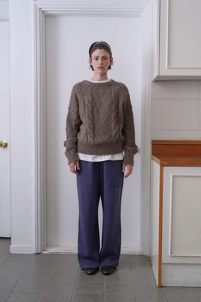 Cozy cable knit_brown