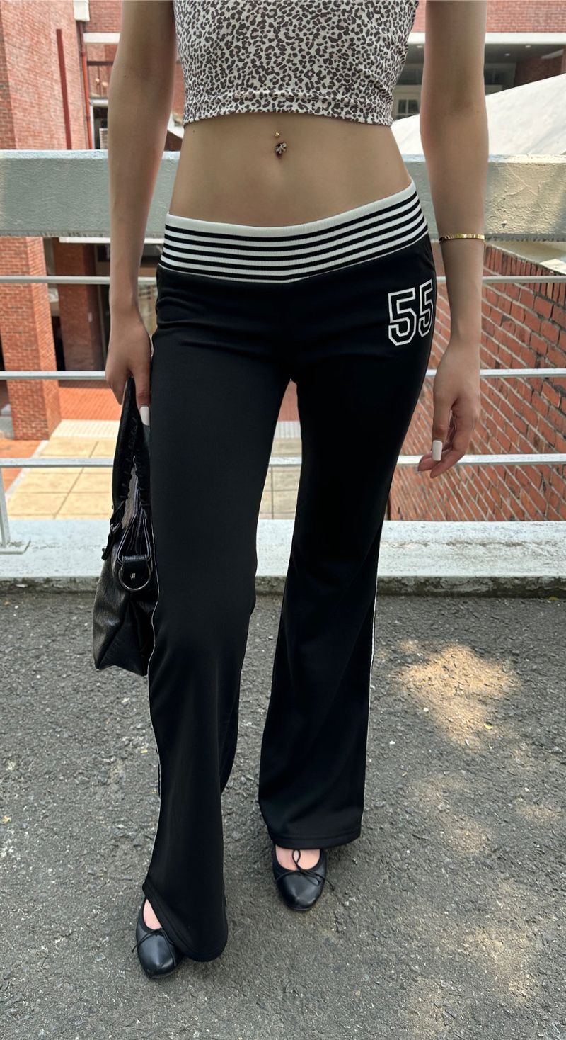 55 black training pants