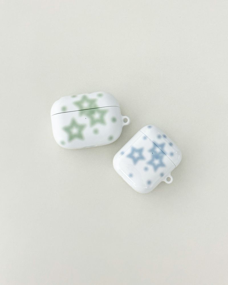tiny weather（タイニーウェザー）の「lollipop star Airpods case-blue（Smartphone Accessories）」