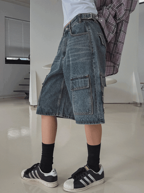 ULAN(ユレン)の「Zipper Two Way Cargo Bermuda Pants(Pants)」