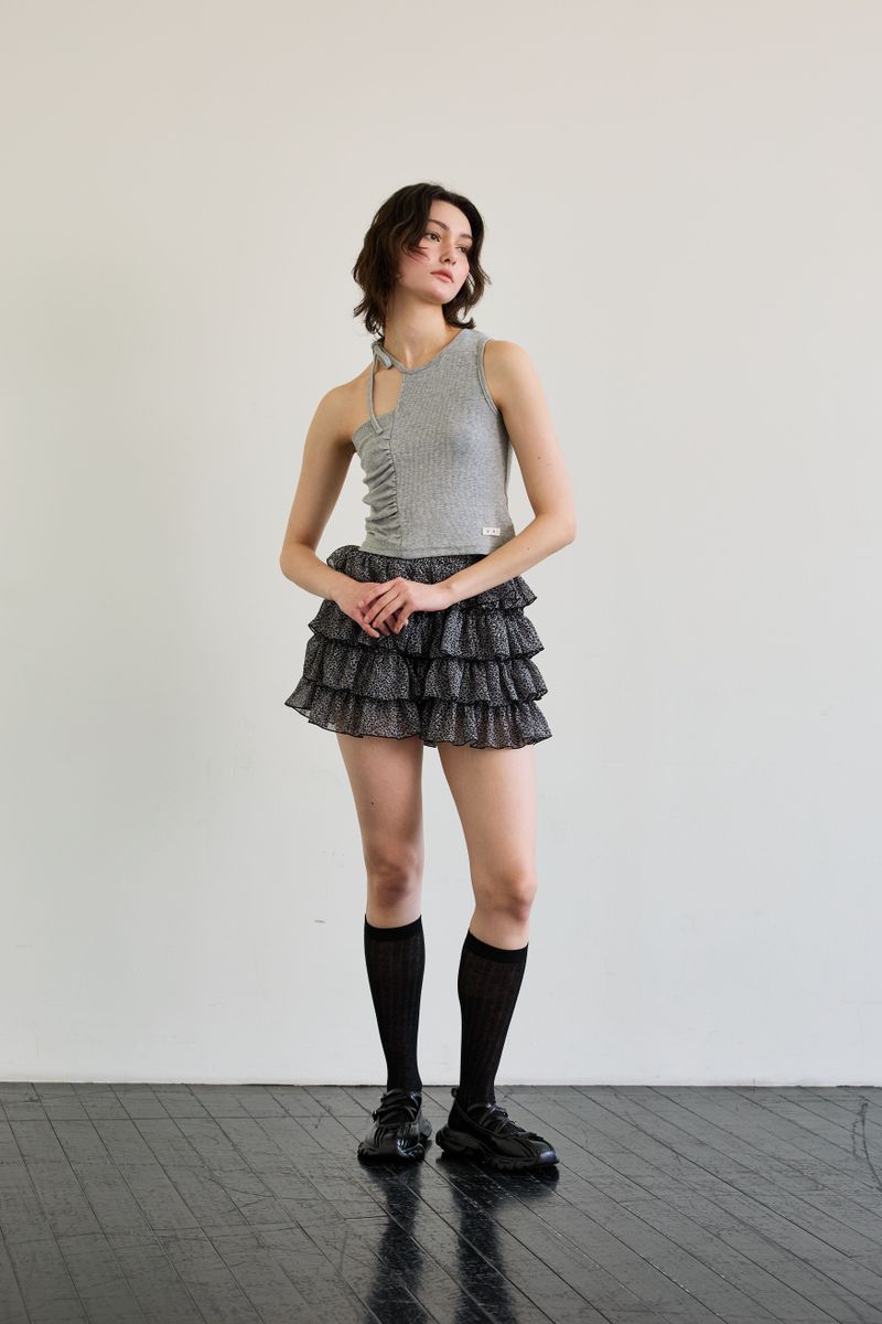 BEBE UNBALANCE SLEEVELESS TOP / GRAY