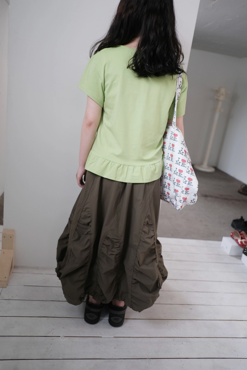 V shirring skirt