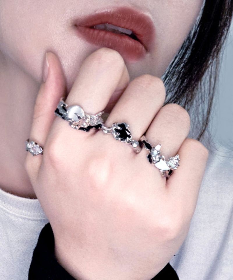 Unique Black White Stone Ring