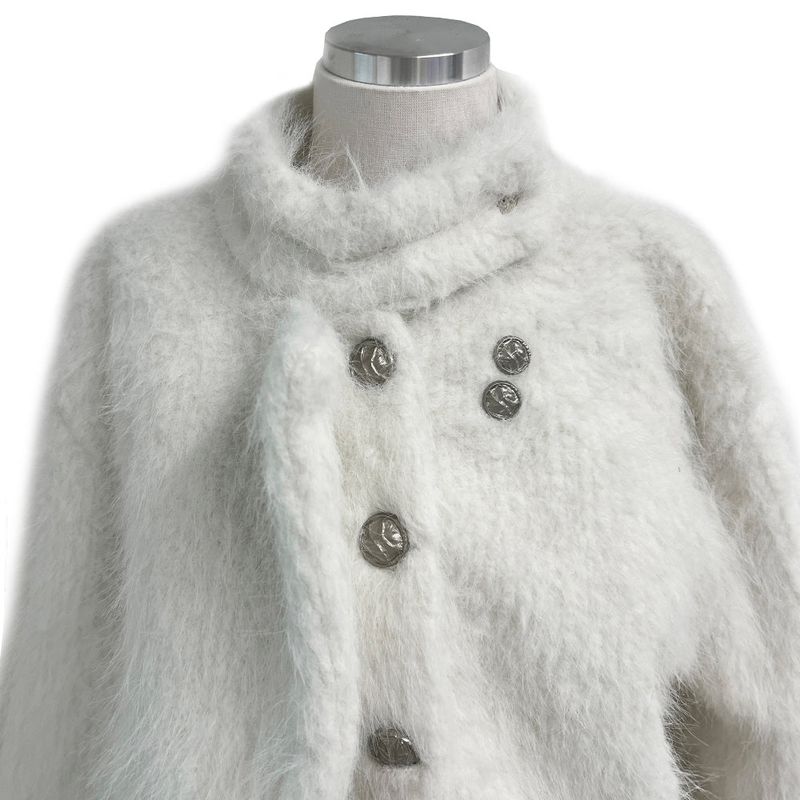 Classic Metal Wave Double Button High Neck Fur Coat (White)