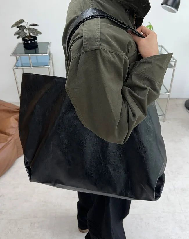 Ladan Big Leather Shoulder Bag