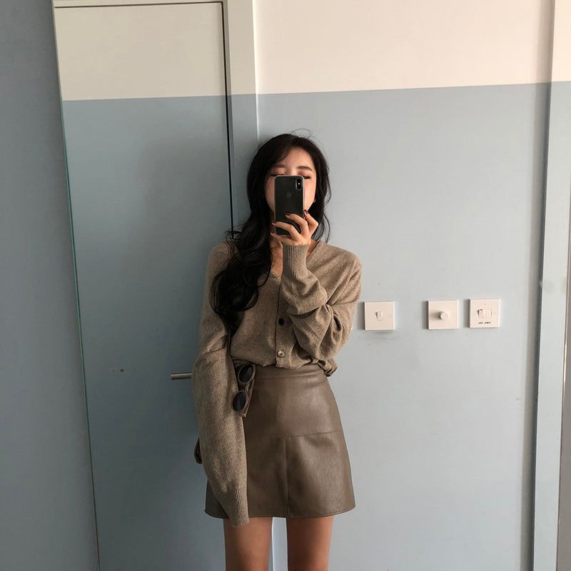 Bullet leather skirt