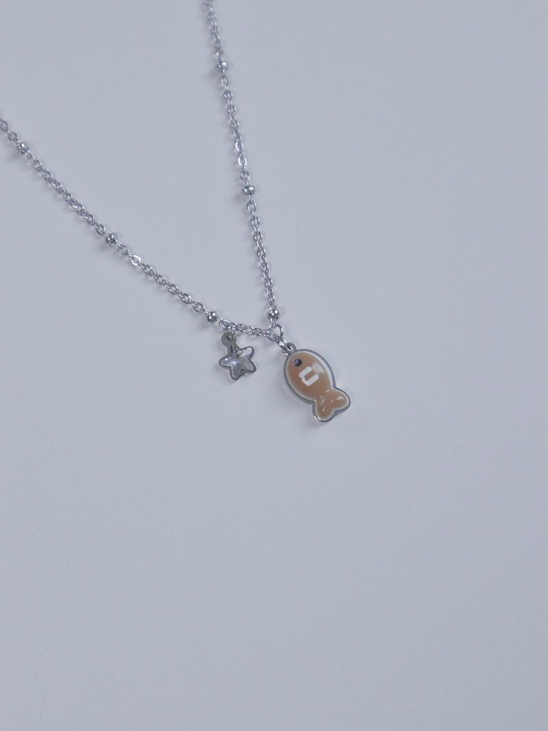roast bungeoppang necklace