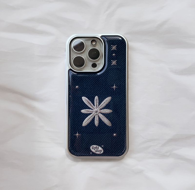 Tepid Shop（テピッドショップ）の「Tepid Denim _ エポキシバンパーiPhoneケース（スマホグッズ/小物）」
