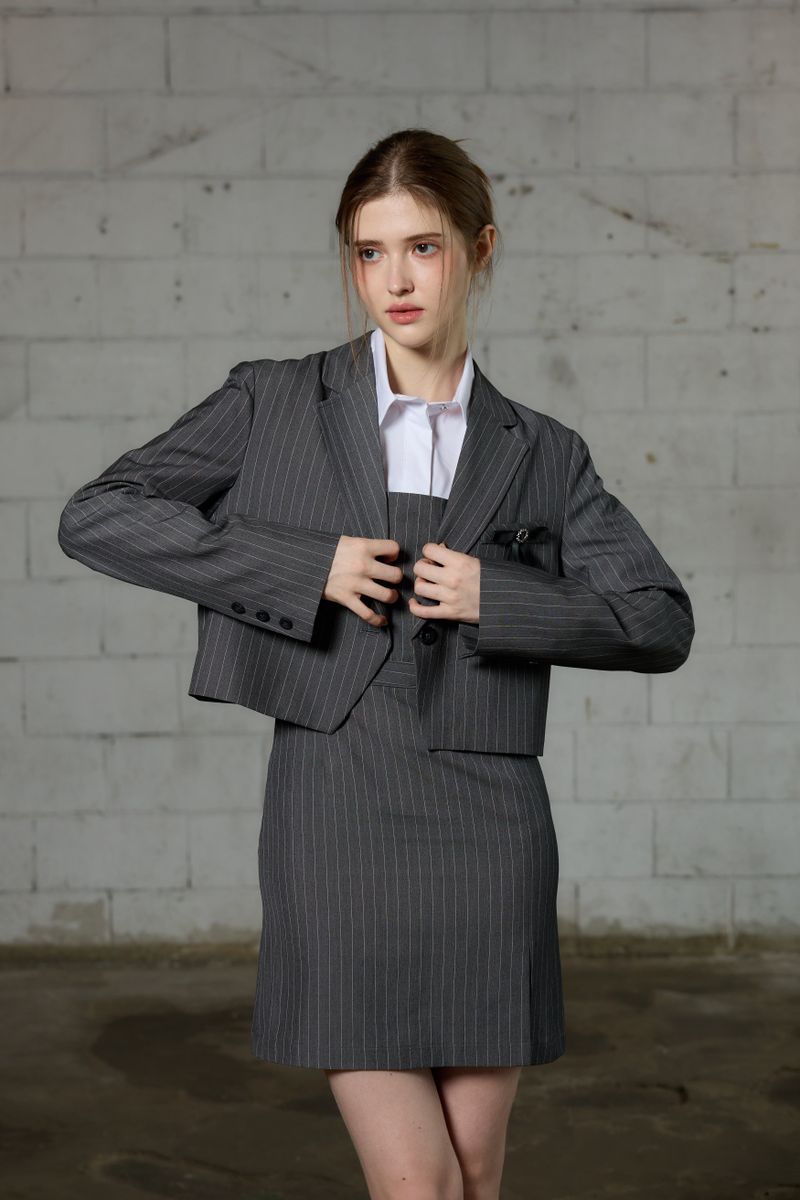 MEOW CROP BLAZER / GRAY