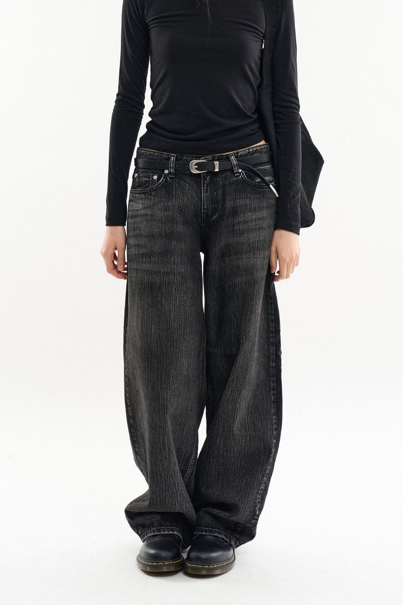 Raucohouse（ラウコハウス）の「Falling low rise wide denim pants（Pants）」