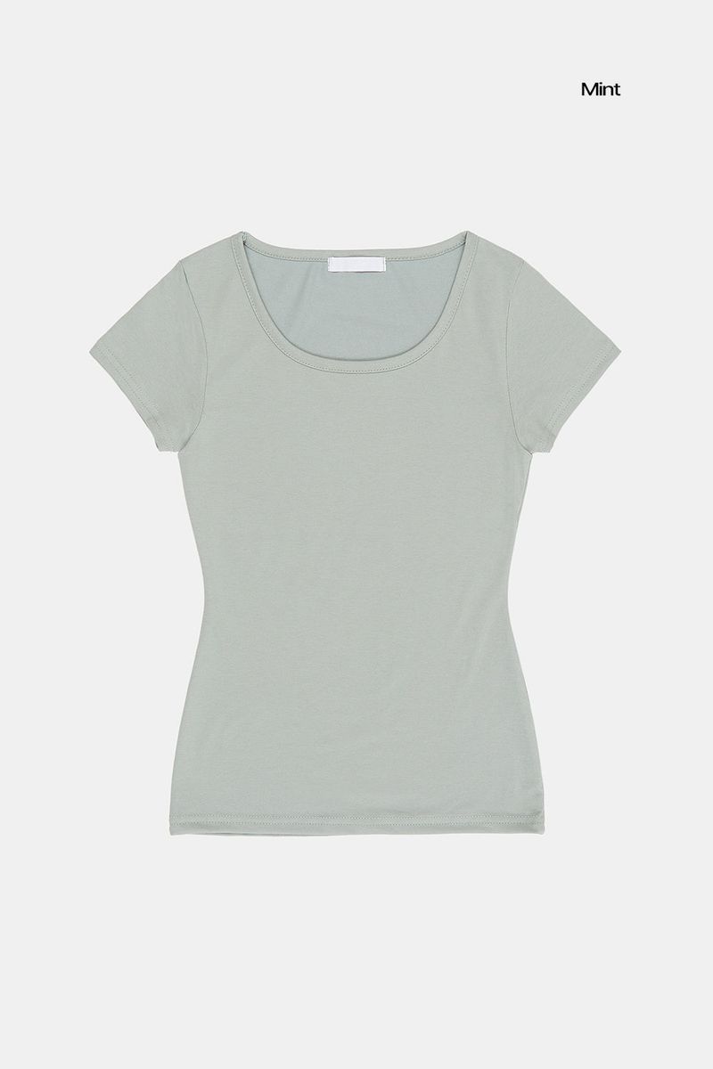 Solid slim wide-neck T-shirt