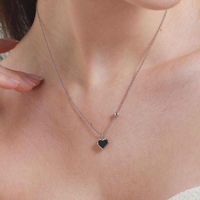 BLACK HEART BALL NECKLACE