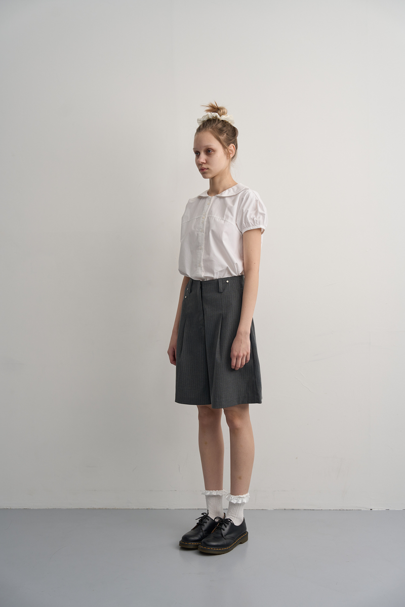 STRIPE RIVET BERMUDA PANTS