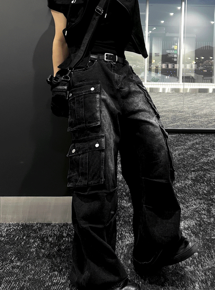 COSYHARU（コシハル）の「Washed Black Multi Cargo Denim（Pants）」