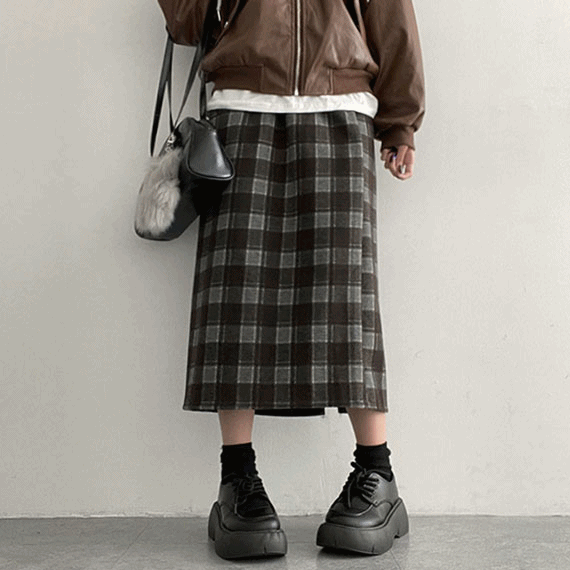 hijjoo（ハイチュー）の「Carball Back Slit Checkered Banding Long Skirt（Skirts）」