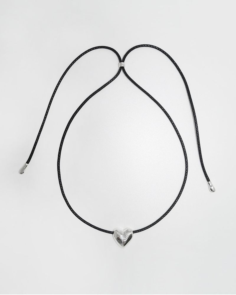 HEART STRING SILVER NECKLACE