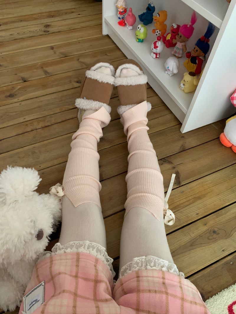 LILLOVE（リローブ）の「リボンスリットニットニーソックス (2color)（ファッション小物）」