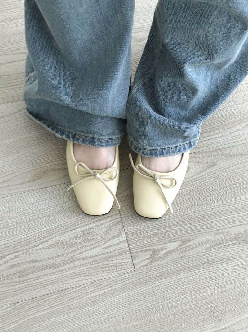Ribbon flat shoes (2 colors)