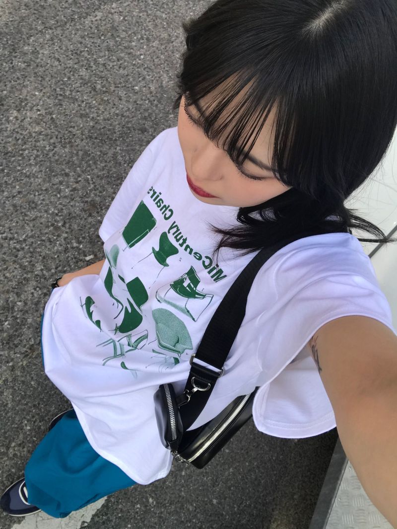 Public shoulder bag