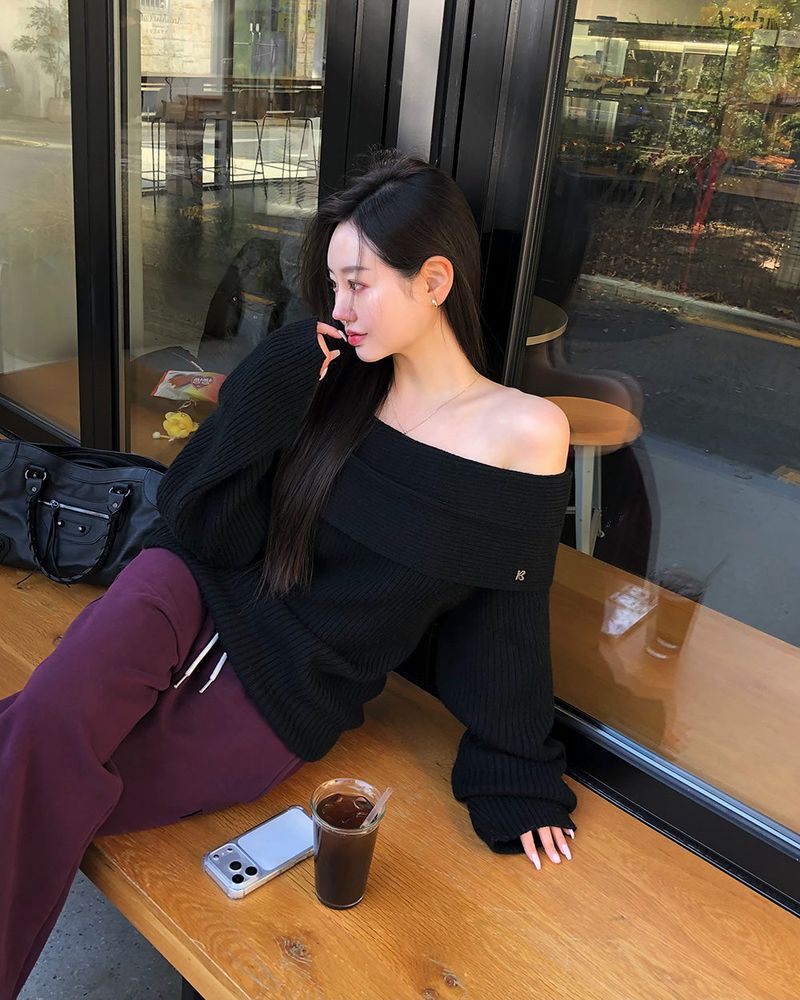 [ORIGINAL] DARE Off-Shoulder Rib Knit